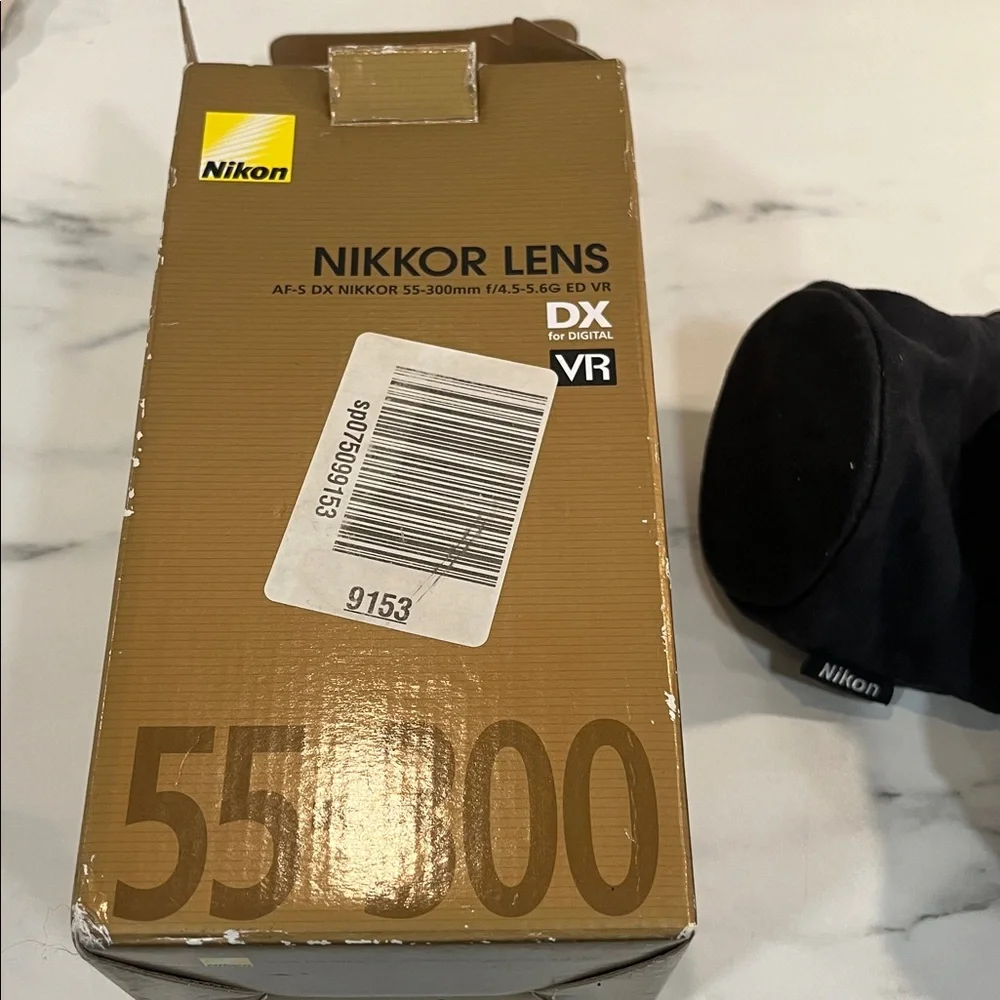 Nikon 55-300mm f/4.5-5.6G AF-S Nikkor ED VR Zoom Lens
